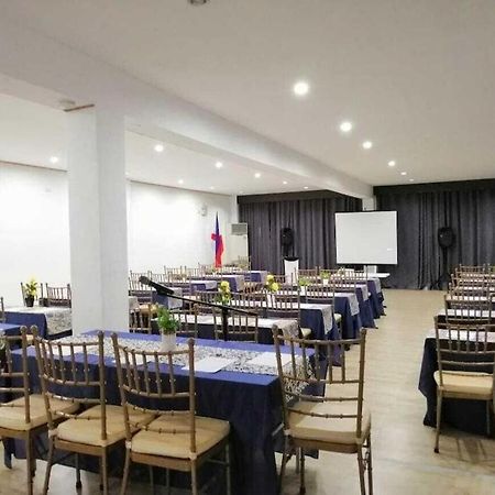 白木休闲酒店及会议中心 Silang 外观 照片