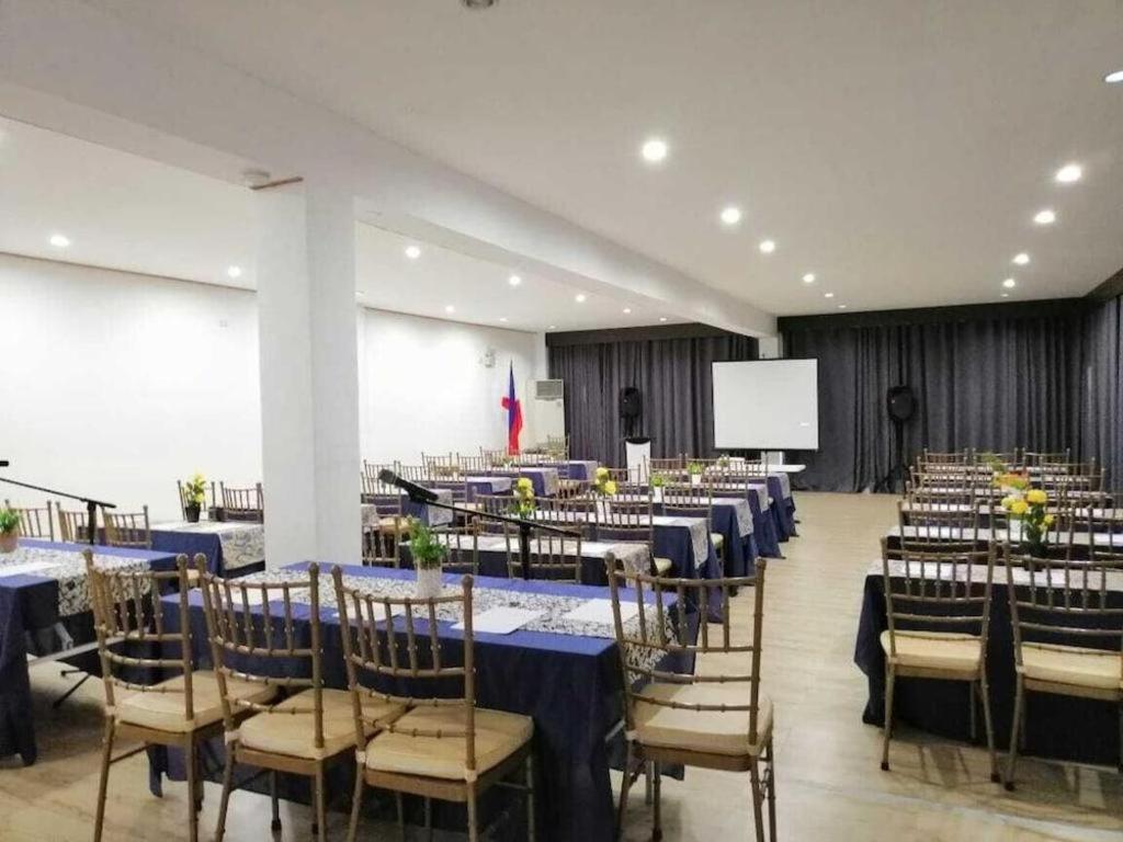 白木休闲酒店及会议中心 Silang 外观 照片